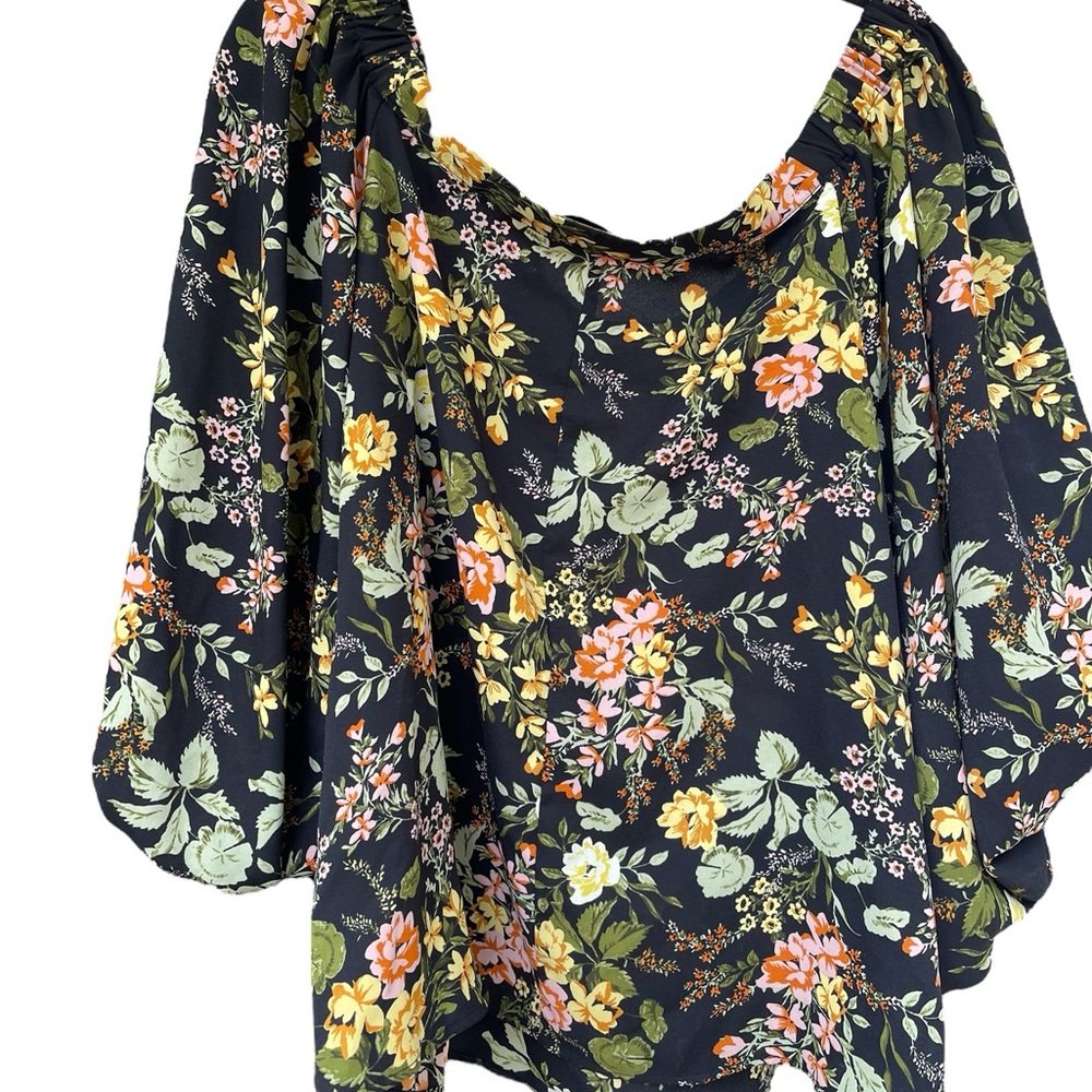 SugarLips Size 1X Plus Floral Black Balloon Sleeve Women's Top - Picture 2 of 9